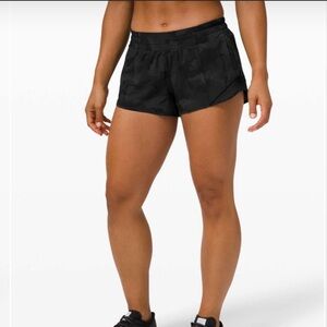 Lululemon hotty hot short long 4